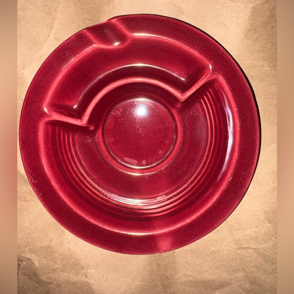 Homer Laughlin (Pre-Fiesta) 1930s - 1940s Red Ceramic Cup and Saucer/Ashtray Set - Picture 7 of 16